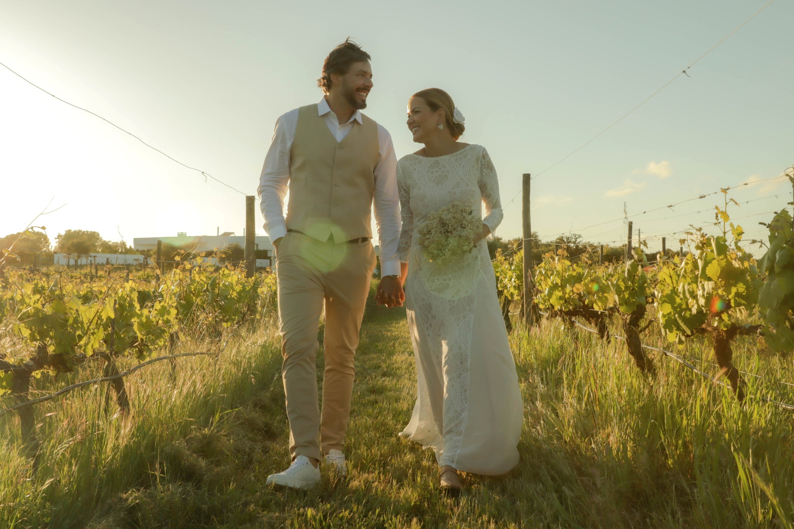 Elopement im Alentejo (Vineyard in Montemor), April 2025 – Foto 34 von 44, fotografiert von Tatiana O.