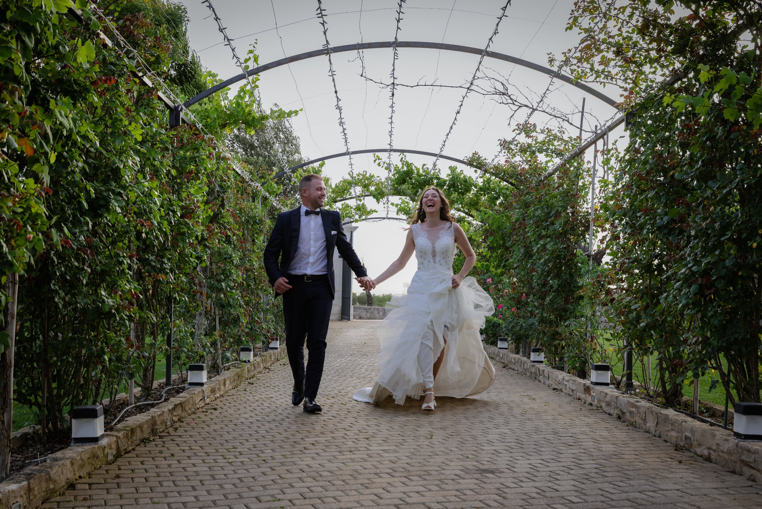 Hochzeit in Apulien (Masseria Bonelli, Noci, Bari), Juni 2024 – Foto 36 von 54, fotografiert von Dalila G.