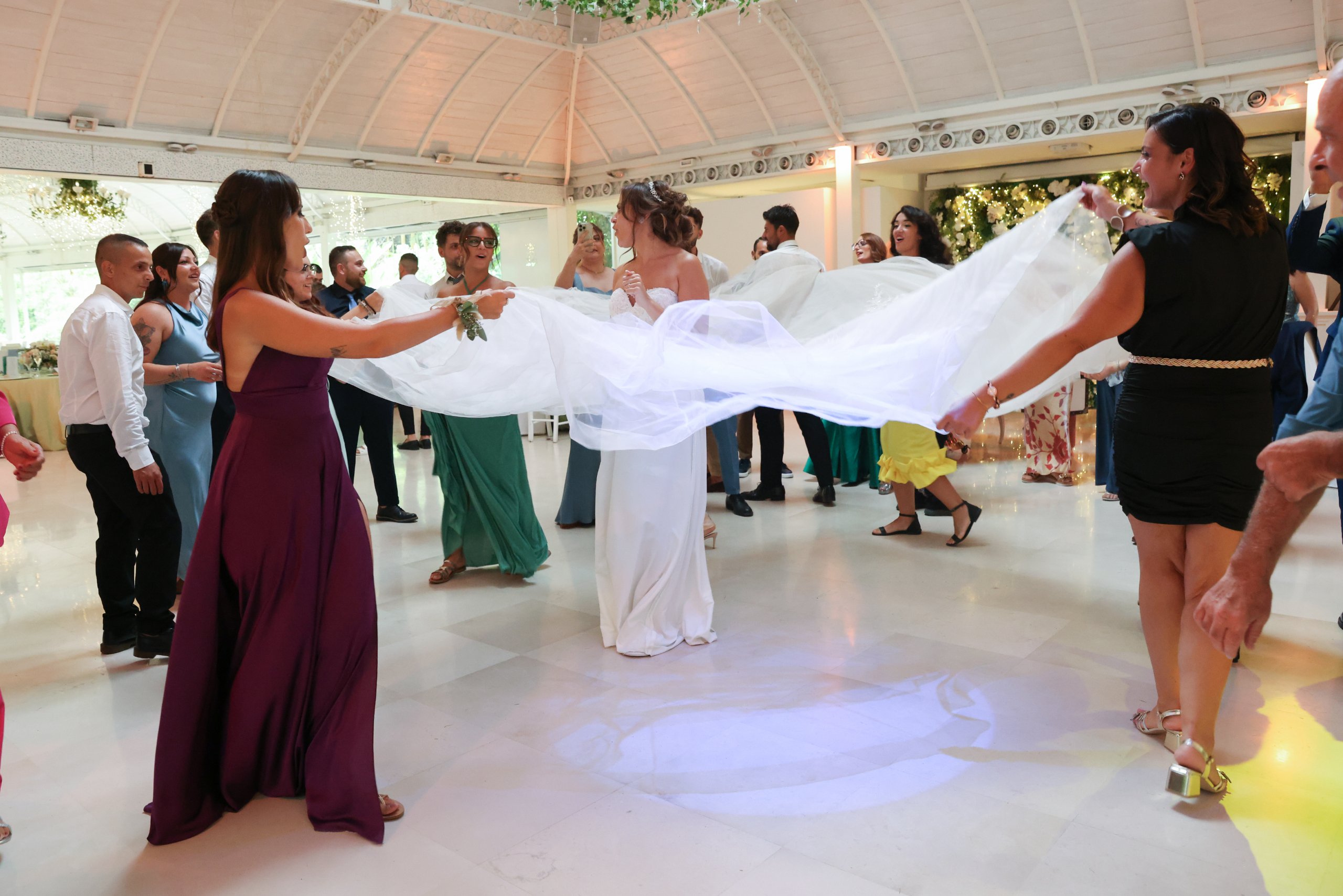Hochzeit in Apulien (Villa Ciardi Ricevimenti, Bisceglie, Bari), September 2024 – Foto 54 von 80, fotografiert von Dalila G.