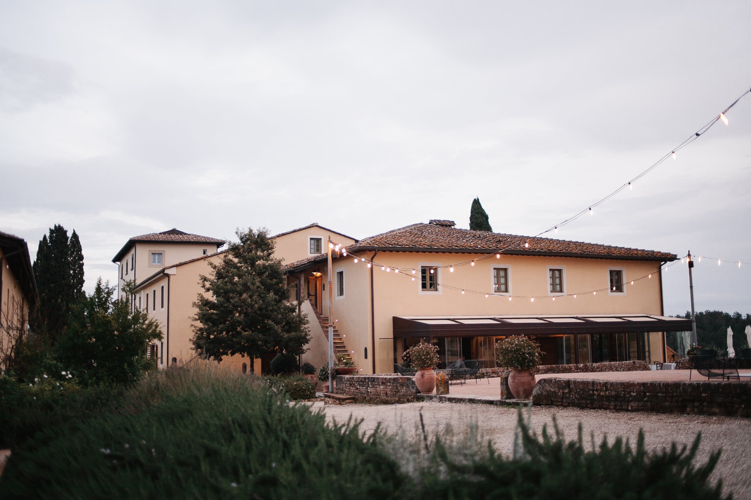 Wedding in Tuscany (Villa Petriolo), September 2024 — photo 2 of 32 by Yana V.