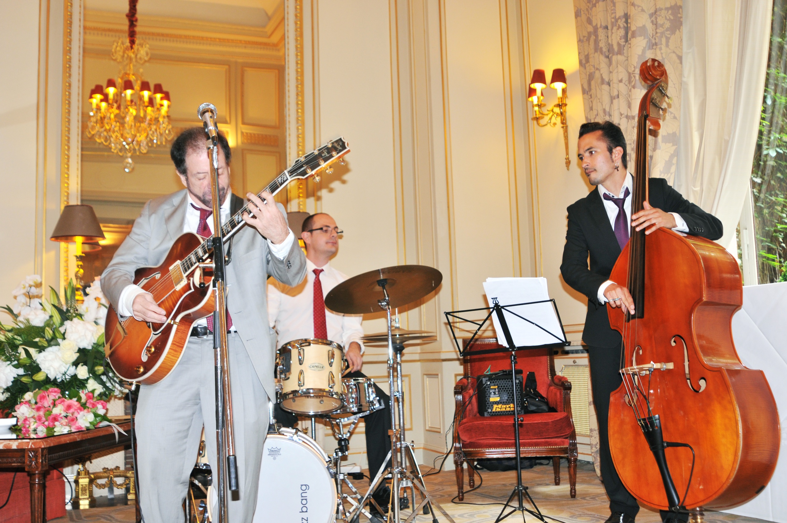 Wedding in Paris (Il de France), July — photo 17 of 20 by Michi N.