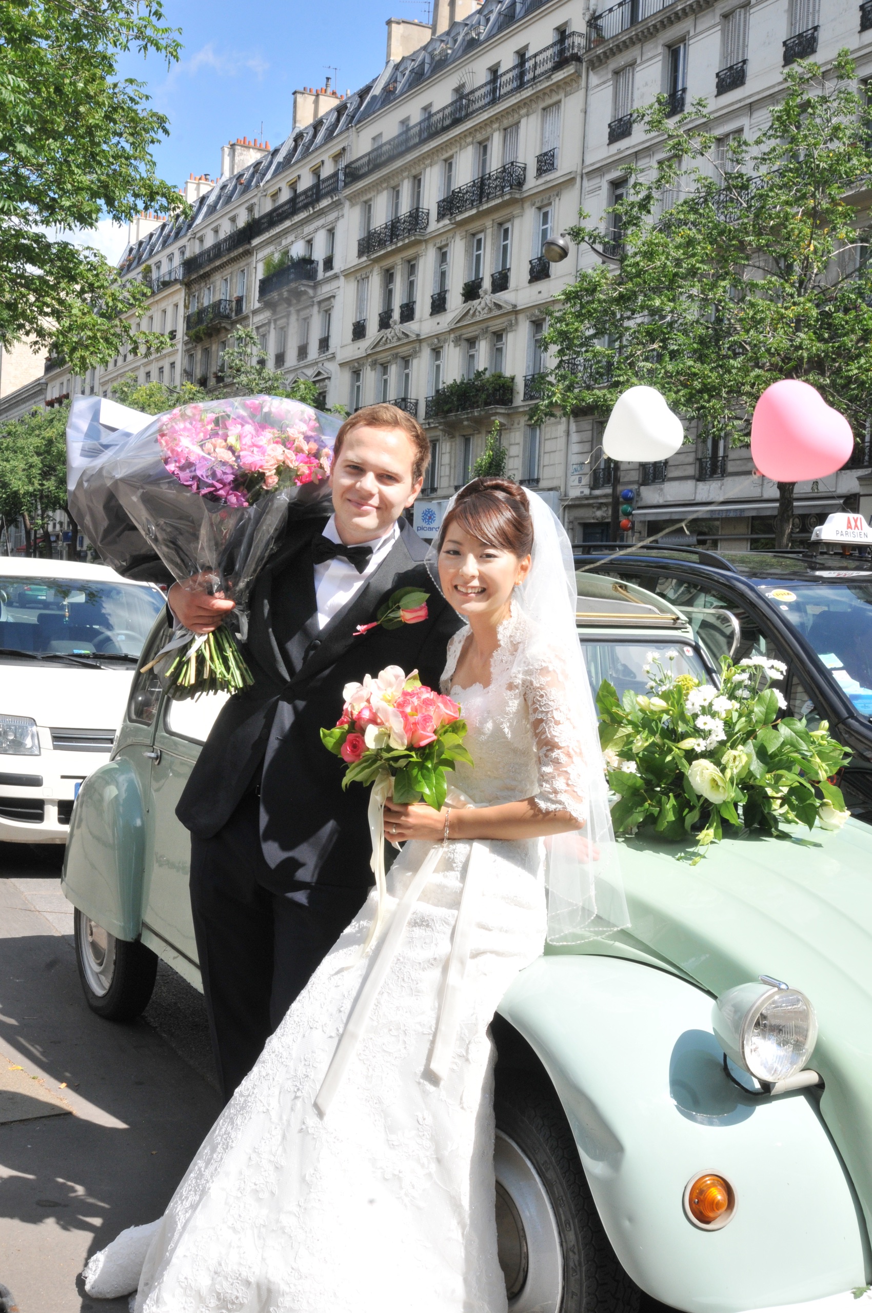 Wedding in Paris (Il de France), July — photo 10 of 20 by Michi N.