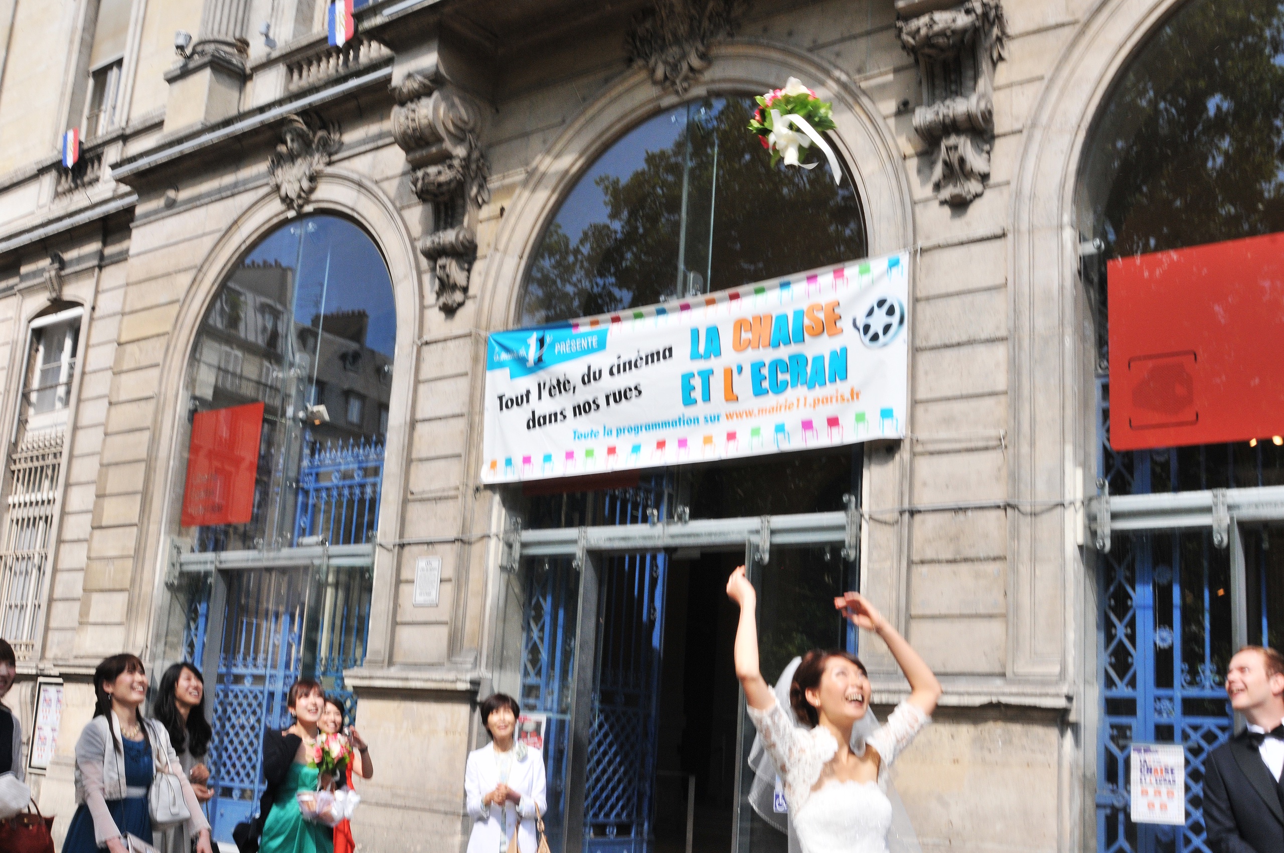 Wedding in Paris (Il de France), July — photo 9 of 20 by Michi N.