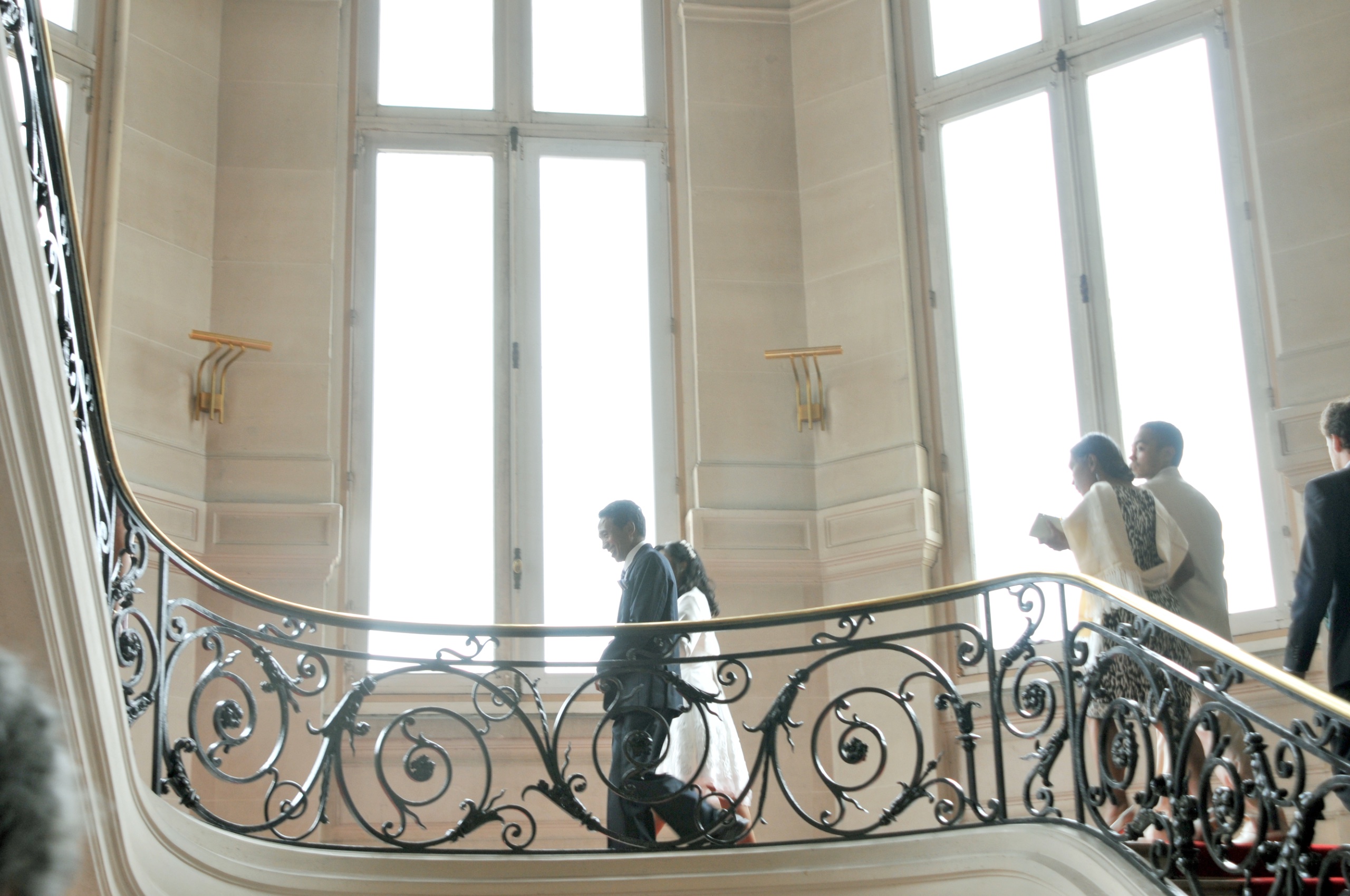 Intimate wedding in Paris (Il de France), July, photographed by Michi N.
