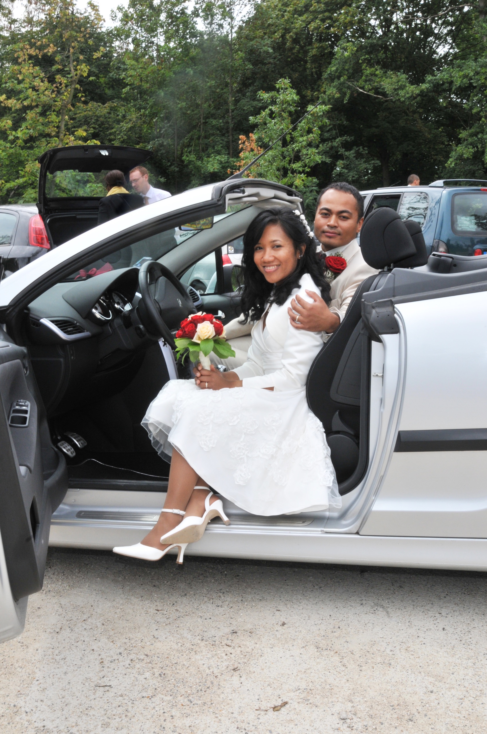 Intimate wedding in Paris (Il de France), July — photo 11 of 20 by Michi N.