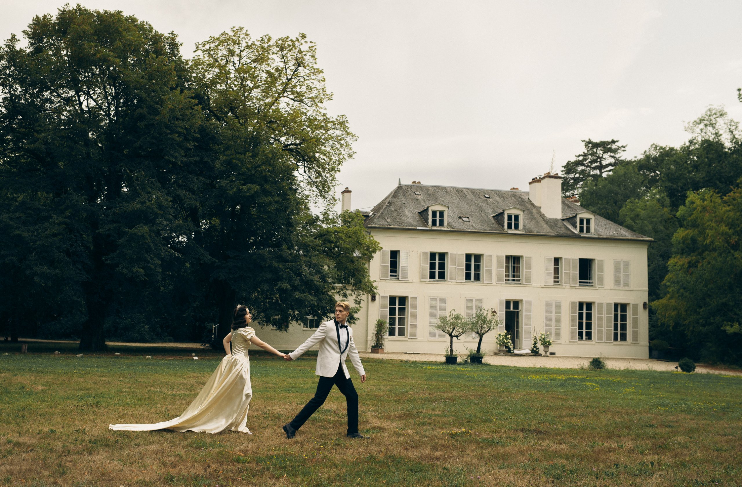 Wedding in Paris (Château de Séréville), June 2026 — photo 7 of 24 by Alina L.