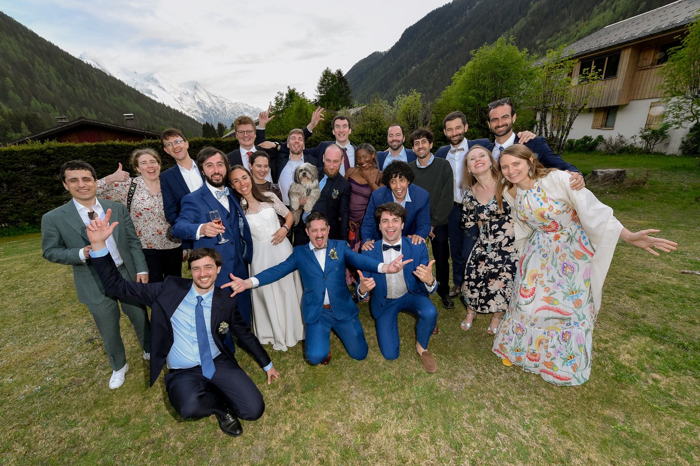 Matrimonio sulle Alpi francesi (Chamonix), maggio 2025 — foto 27 di 39, scattata da Julien Z.