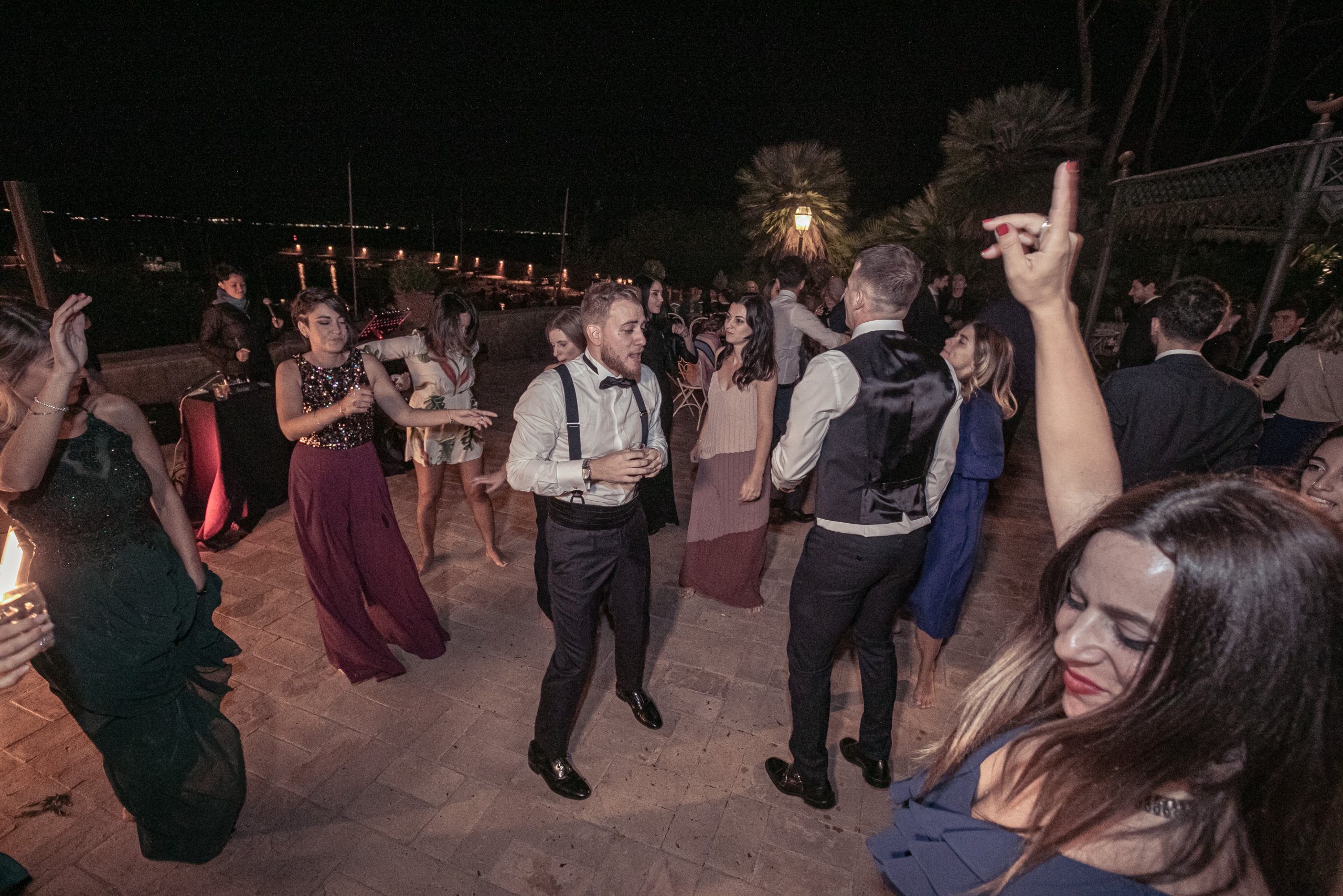 Mariage à Rome et dans le Latium (Castello di Santa Marinella, Santa Marinella,  Roma), juin 2019 — photo 66 sur 70, par Marco S.