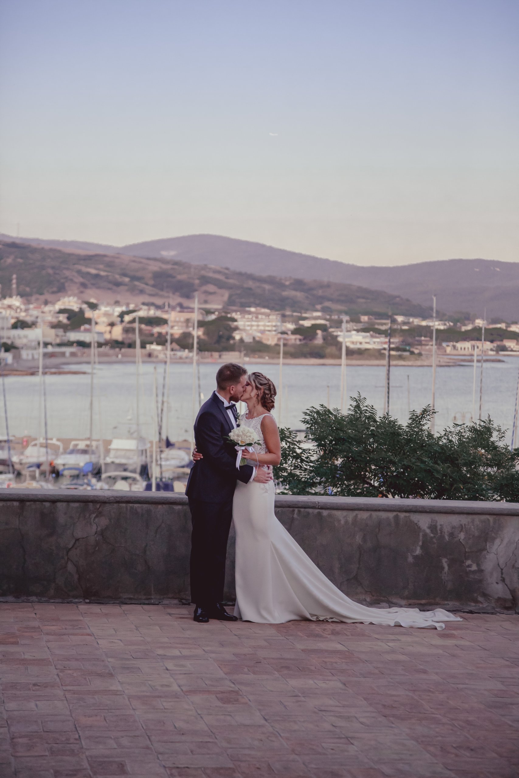 Mariage à Rome et dans le Latium (Castello di Santa Marinella, Santa Marinella,  Roma), juin 2019 — photo 47 sur 70, par Marco S.